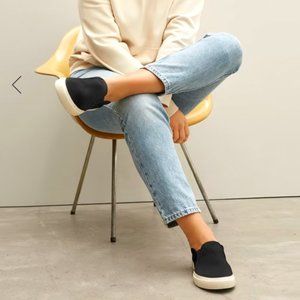 GUC - Everlane - The Forever Slip On Sneaker - Women's 9 / Men's 7.5